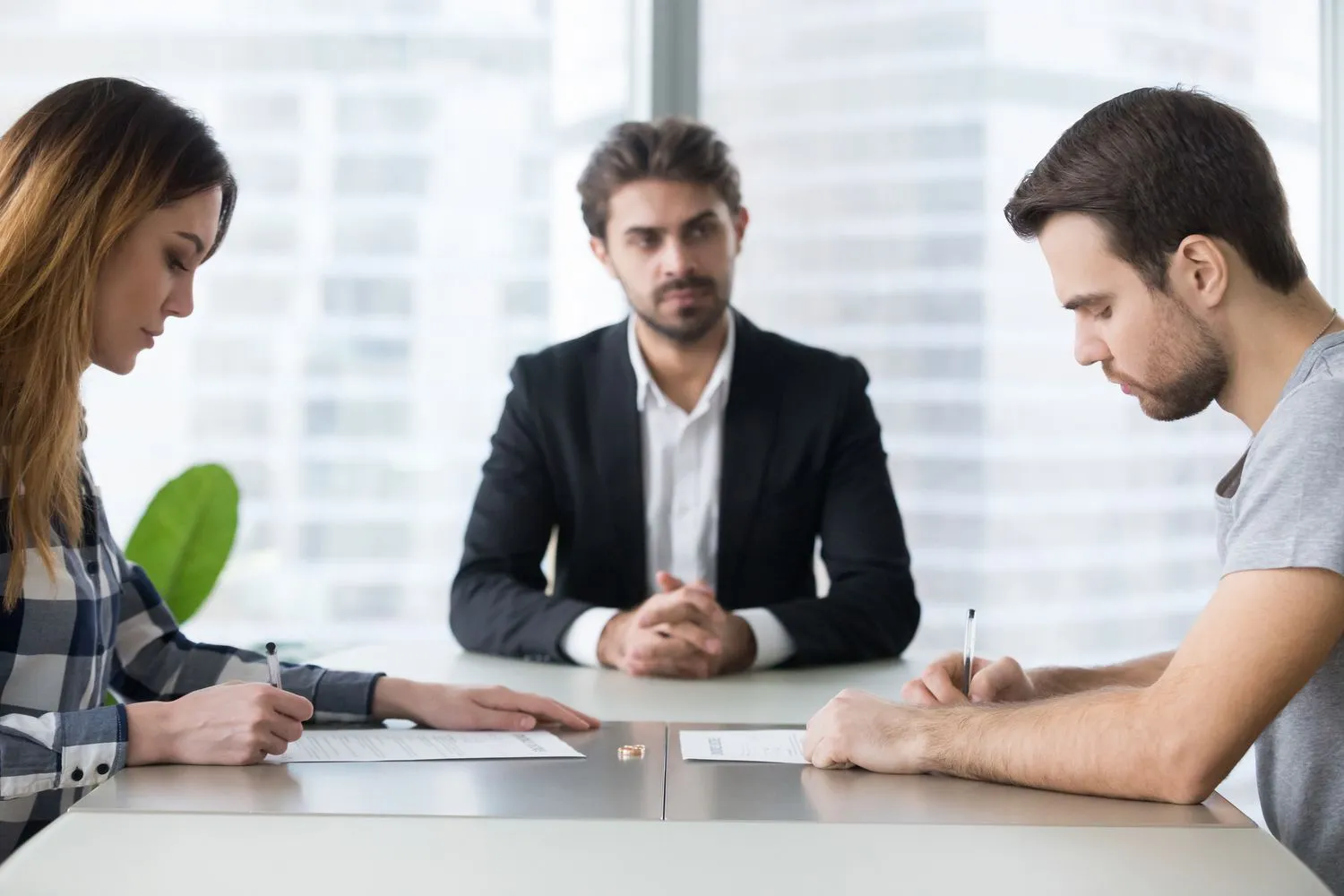 How EH Mediation Guides Couples Toward Fair and Balanced Outcomes Bury